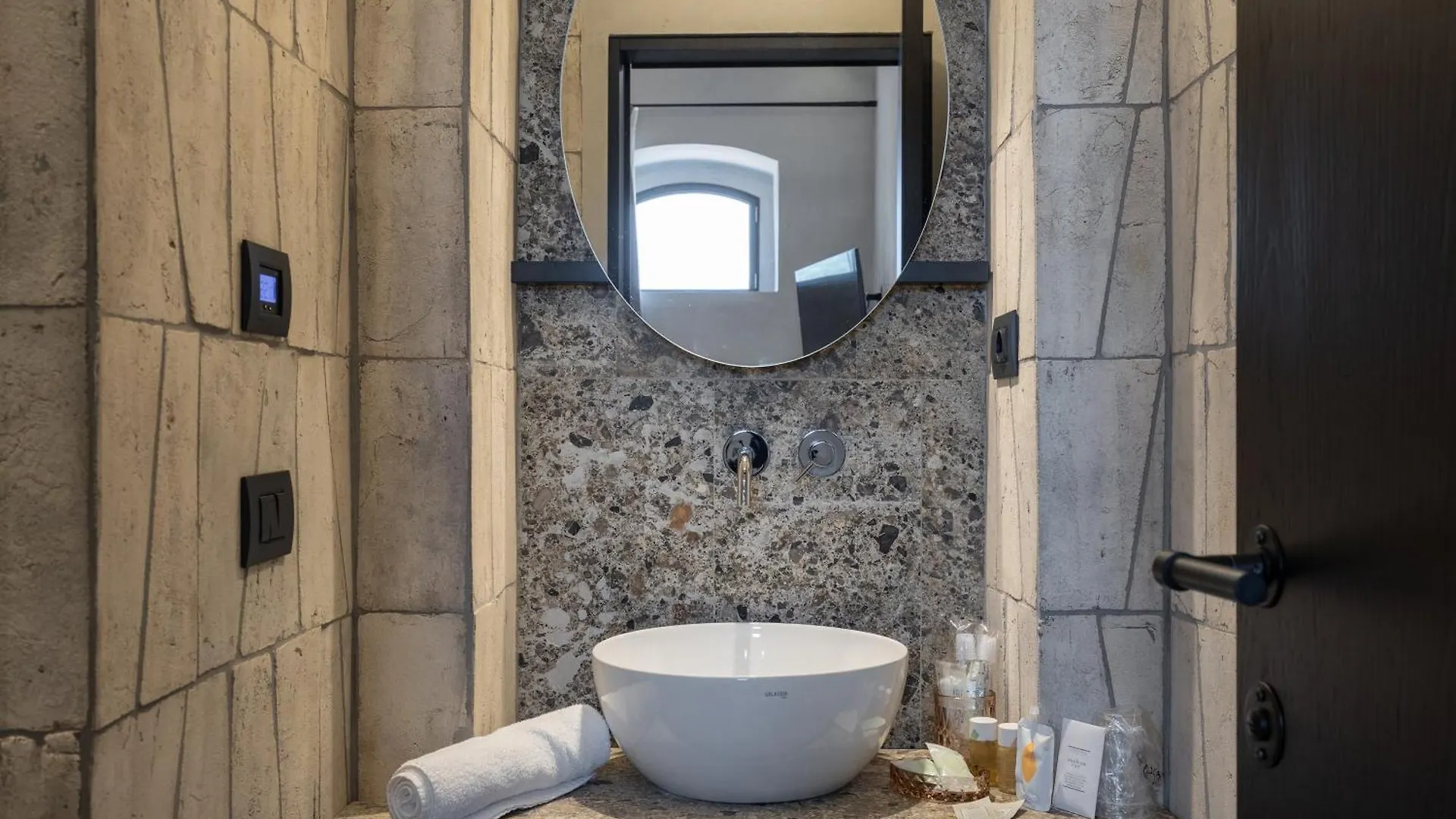 Suite Mezzatorre San Gimignano Apartment